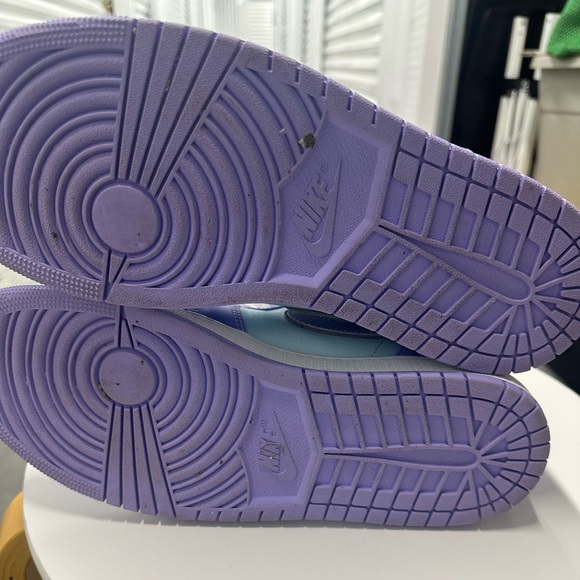 Nike Men's Air Jordan Retro I 1 Mid Purple Aqua Arctic Punch size 10.5 - Picture 4 of 8